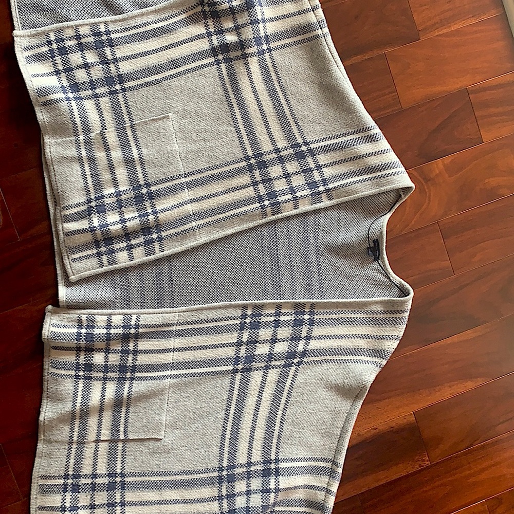 Tommy Hilfiger ruana/blanket poncho shawl